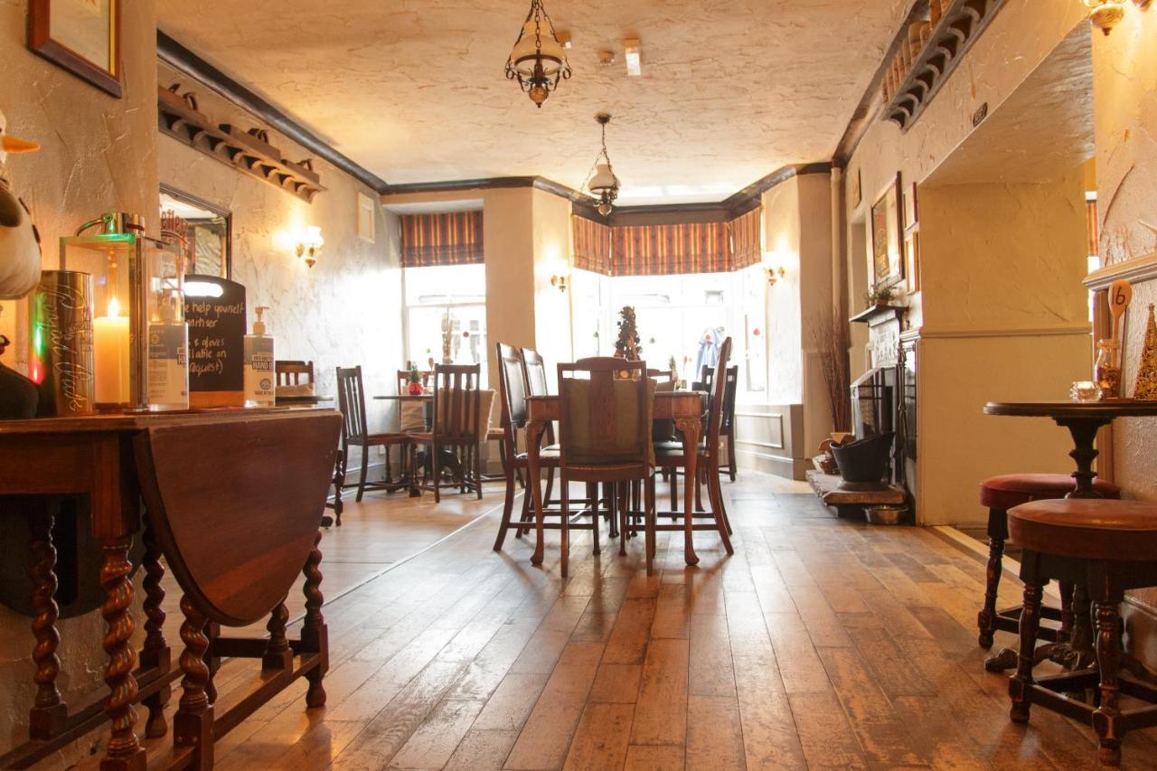 The Royal Oak Inn โบว์เนส ออน วินเดอเมียร์ ภายนอก รูปภาพ